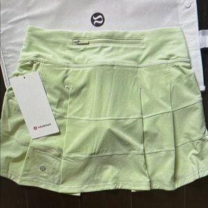lululemon PACE RIVAL MR SKIRT *LONG IN KOHLRABI GREEN SZ 2 NWT